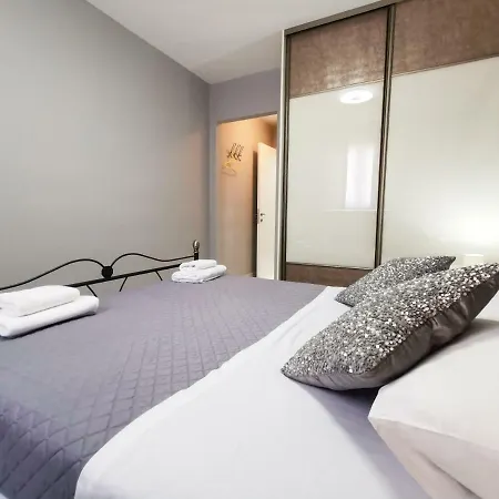 Veduta Luxury 아파트 *
