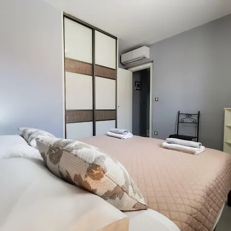 Lägenhet Veduta Luxury