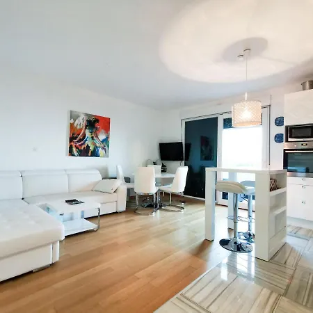 Lägenhet Veduta Luxury
