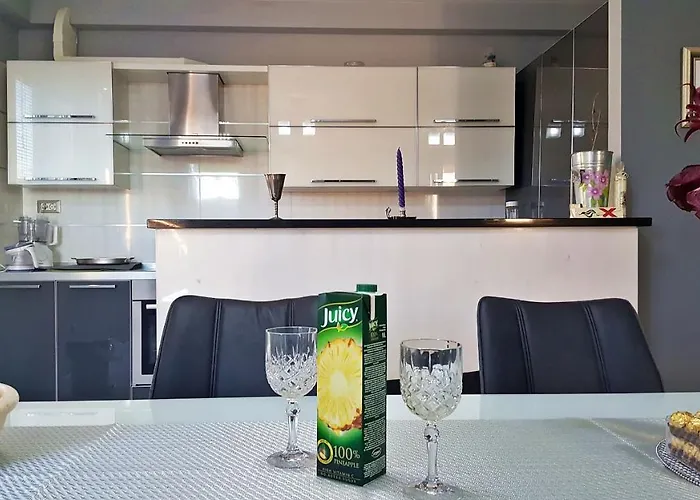 Veduta Luxury דירה *